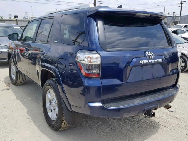 JTEBU5JR9J5572739 - 2018 TOYOTA 4RUNNER SR BLUE photo 3