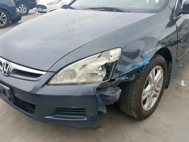 1HGCM567X7A025982 - 2007 HONDA ACCORD GRAY photo 9