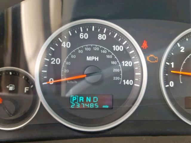 1J4HR58215C504732 - 2005 JEEP GRAND CHER GRAY photo 8