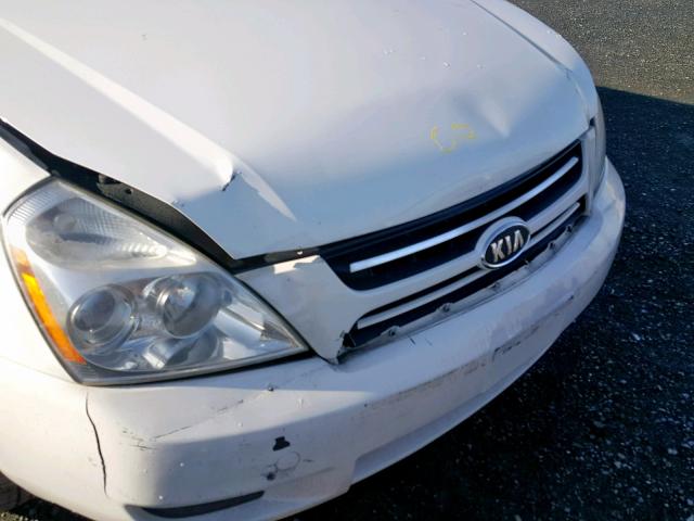 KNDMB133X76135081 - 2007 KIA SEDONA EX WHITE photo 9