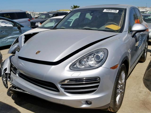 WP1AE2A25CLA92578 - 2012 PORSCHE CAYENNE S SILVER photo 2