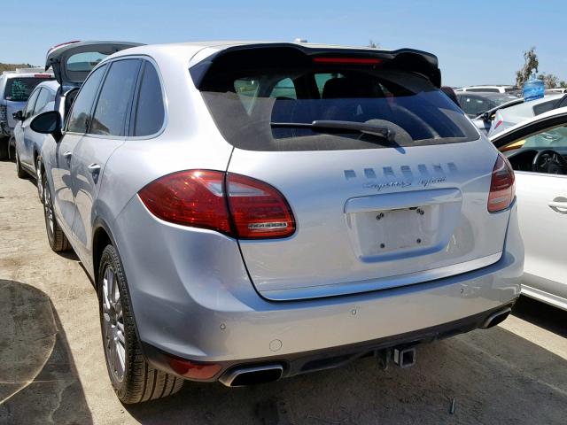 WP1AE2A25CLA92578 - 2012 PORSCHE CAYENNE S SILVER photo 3