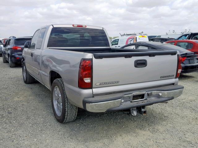 2GCEC19TX51247408 - 2005 CHEVROLET SILVERADO GOLD photo 3