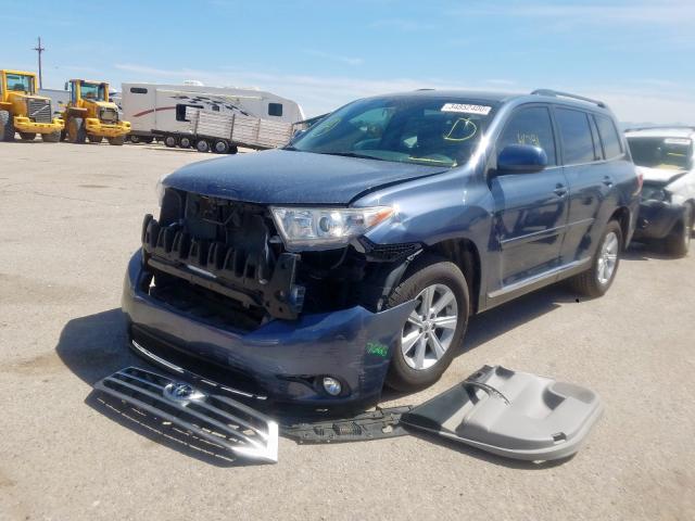 5TDZK3EH4DS117827 - 2013 TOYOTA HIGHLANDER BASE  photo 2