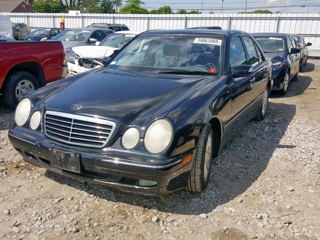 WDBJF65J91B387613 - 2001 MERCEDES-BENZ E 320 BLACK photo 2