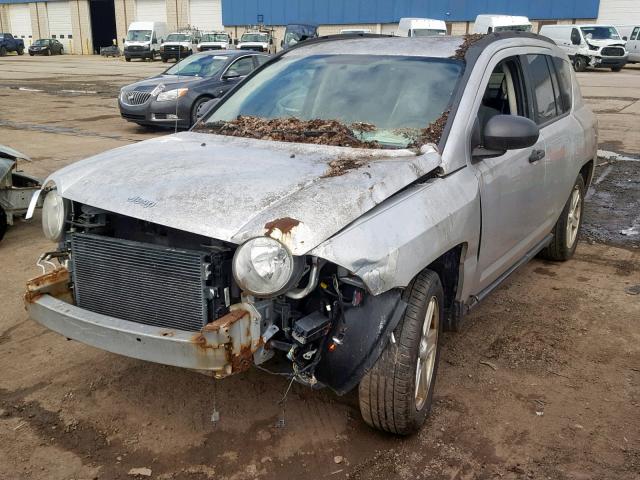 1J8FT47W87D141560 - 2007 JEEP COMPASS SILVER photo 2