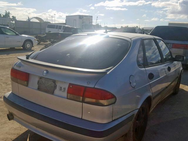 YS3DF55K612045580 - 2001 SAAB 9-3 SE SILVER photo 4