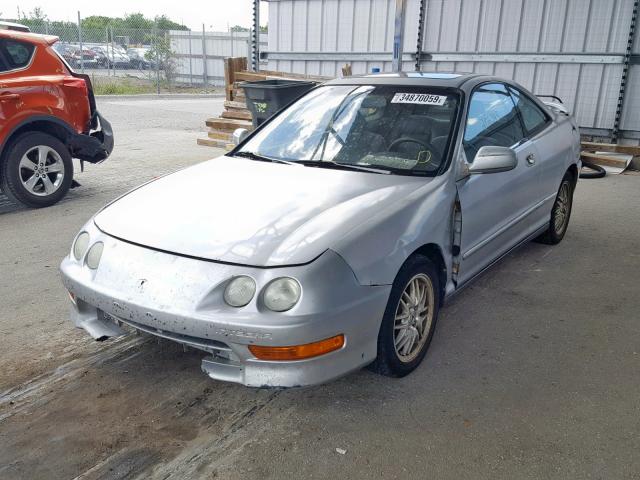 JH4DC4362XS013989 - 1999 ACURA INTEGRA GS SILVER photo 2