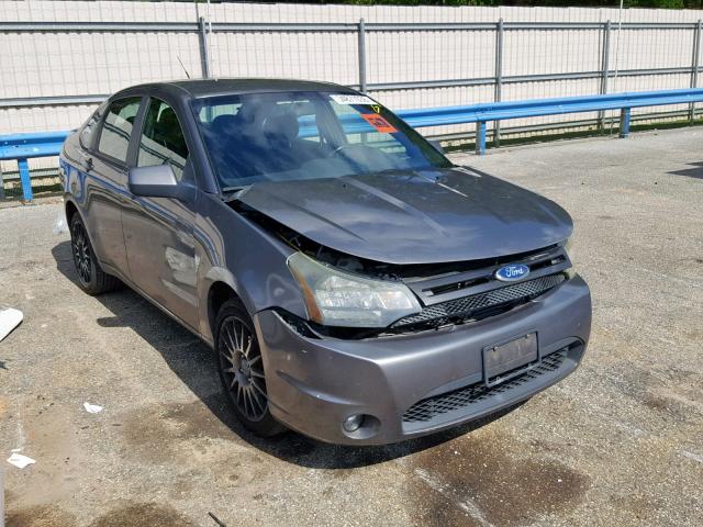 1FAHP3GN5AW252137 - 2010 FORD FOCUS SES GRAY photo 1