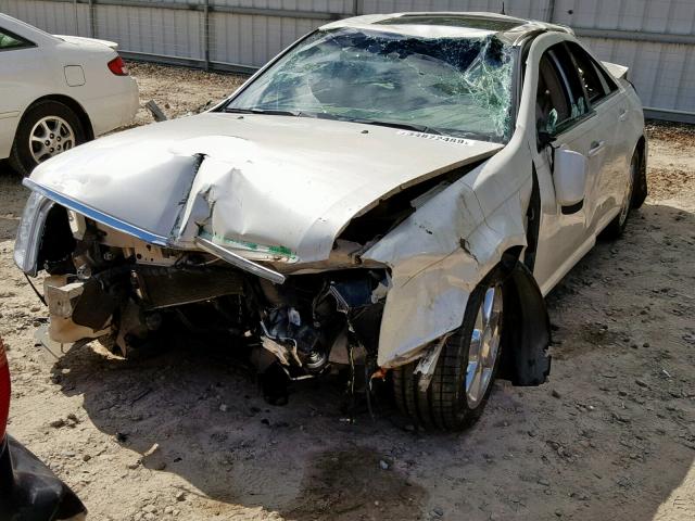 1G6DW677670127435 - 2007 CADILLAC STS WHITE photo 2