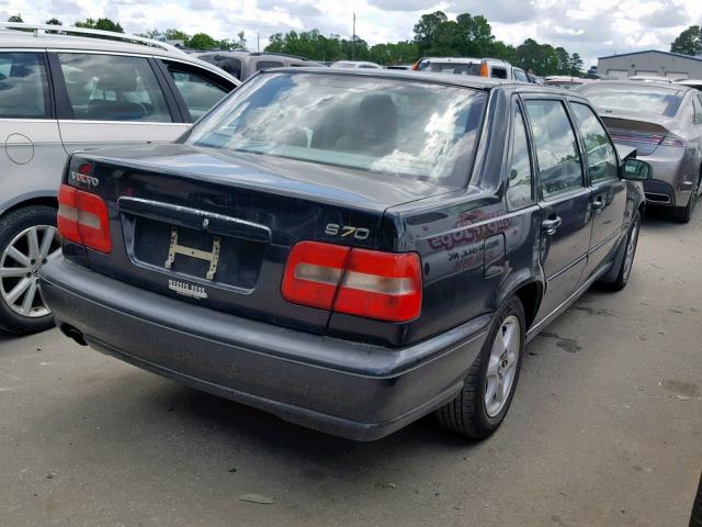 YV1LS55A9X2583943 - 1999 VOLVO S70 BLACK photo 4