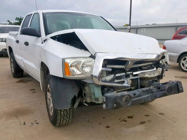 1D7HE48KX6S533610 - 2006 DODGE DAKOTA QUA WHITE photo 1