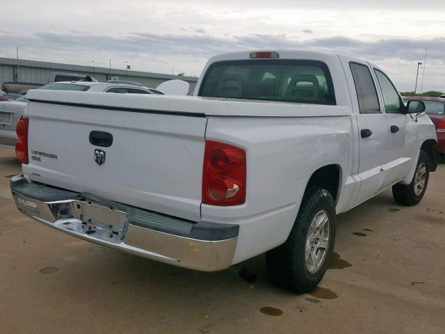 1D7HE48KX6S533610 - 2006 DODGE DAKOTA QUA WHITE photo 4