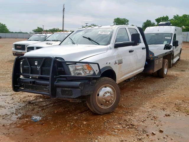 3C7WRLFL2HG572734 - 2017 RAM 4500 WHITE photo 2