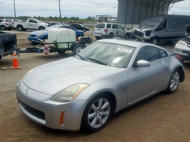 JN1AZ34E25M653756 - 2005 NISSAN 350Z COUPE SILVER photo 2