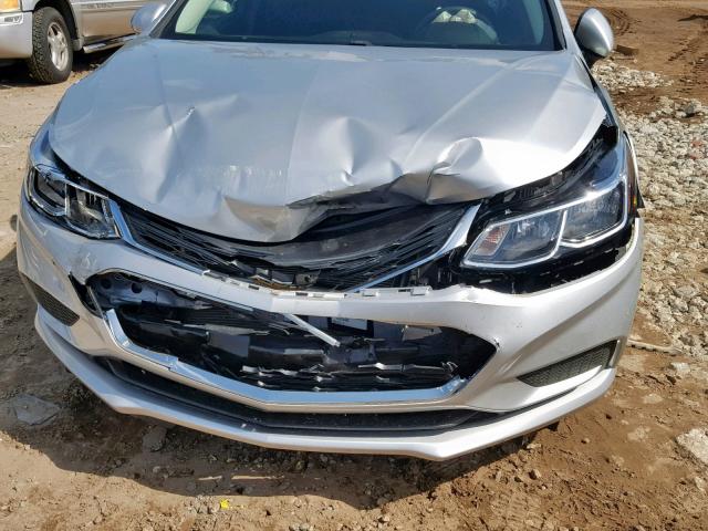 1G1BC5SM4H7274004 - 2017 CHEVROLET CRUZE LS SILVER photo 9