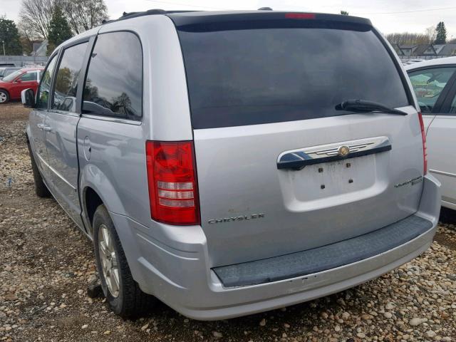 2A8HR54119R606850 - 2009 CHRYSLER TOWN & COU SILVER photo 3