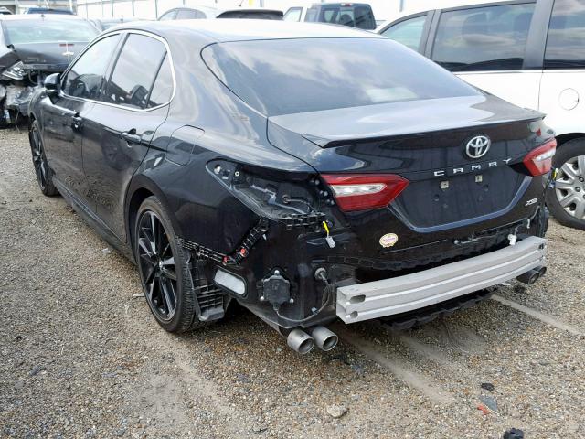 4T1B61HK8JU082276 - 2018 TOYOTA CAMRY XSE BLACK photo 3