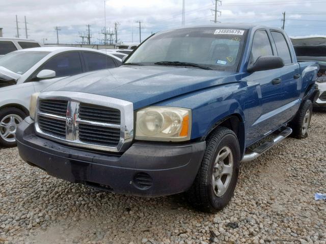 1D7HE28N75S258713 - 2005 DODGE DAKOTA QUA BLUE photo 2