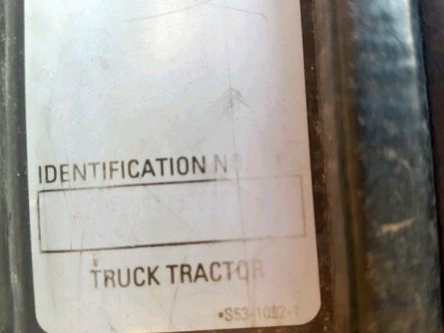 1XKADB9X75J079273 - 2005 KENWORTH CONSTRUCTI WHITE photo 10