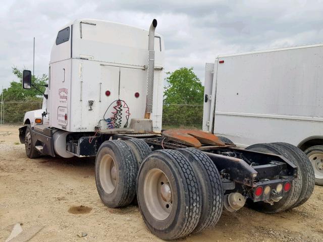 1XKADB9X75J079273 - 2005 KENWORTH CONSTRUCTI WHITE photo 3