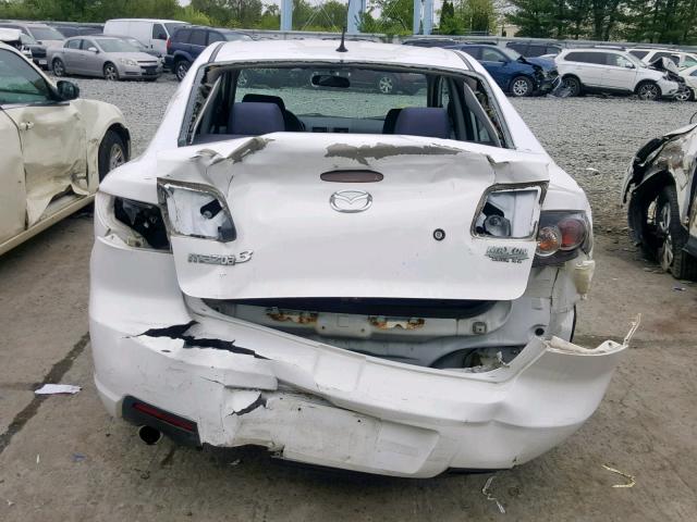 JM1BK324071766061 - 2007 MAZDA 3 S WHITE photo 9