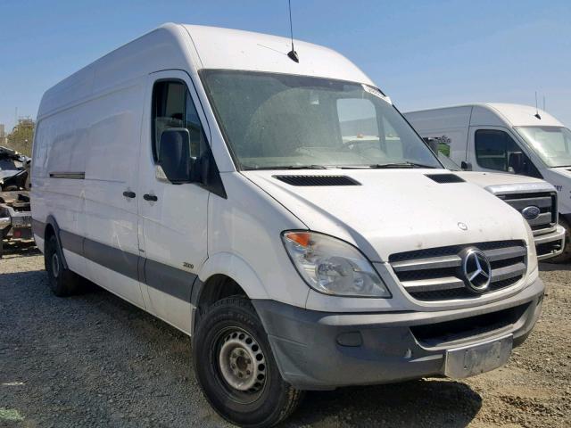 WD3PE8CC9D5730089 - 2013 MERCEDES-BENZ SPRINTER 2 WHITE photo 1