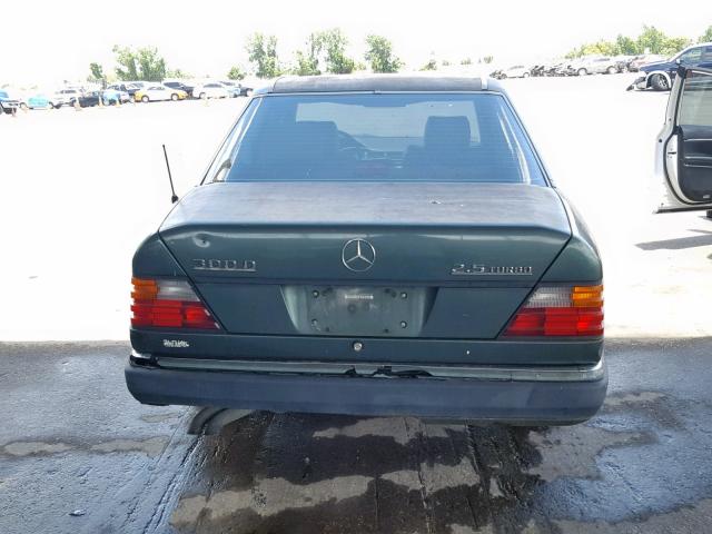 WDBEB28E0PB973887 - 1993 MERCEDES-BENZ 300 D GREEN photo 9