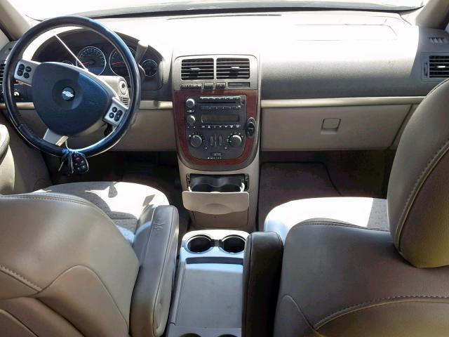 1GNDV33117D217334 - 2007 CHEVROLET UPLANDER L 银色 照片 9