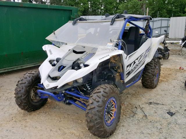 5Y4AN37Y5KA100456 - 2019 YAMAHA YXZ1000 WHITE photo 2