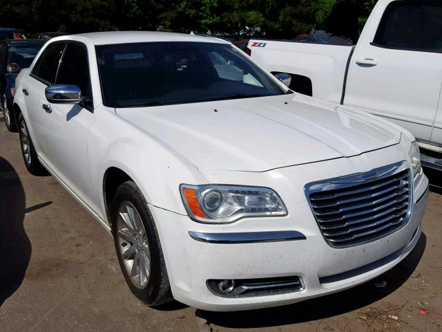 2C3CA5CG3BH546231 - 2011 CHRYSLER 300 LIMITE WHITE photo 1