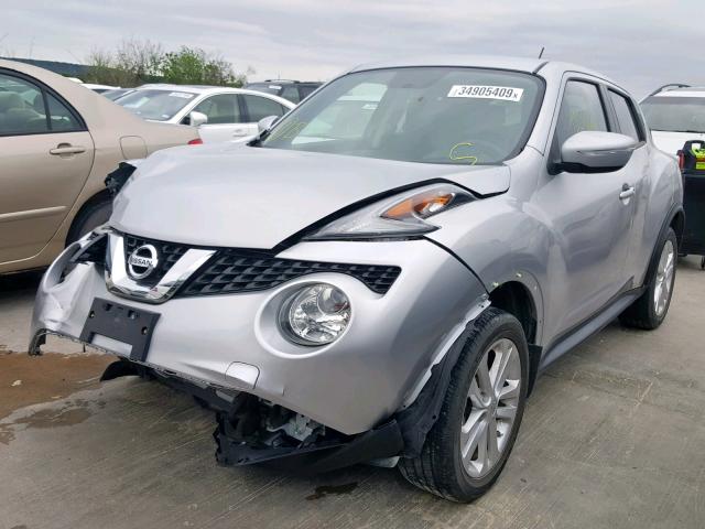 JN8AF5MR2FT503954 - 2015 NISSAN JUKE S SILVER photo 2