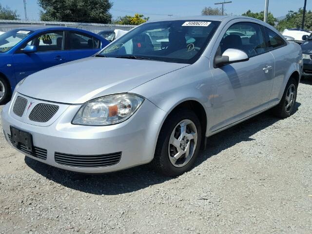 1G2AL15F477236770 - 2007 PONTIAC G5 SILVER photo 2