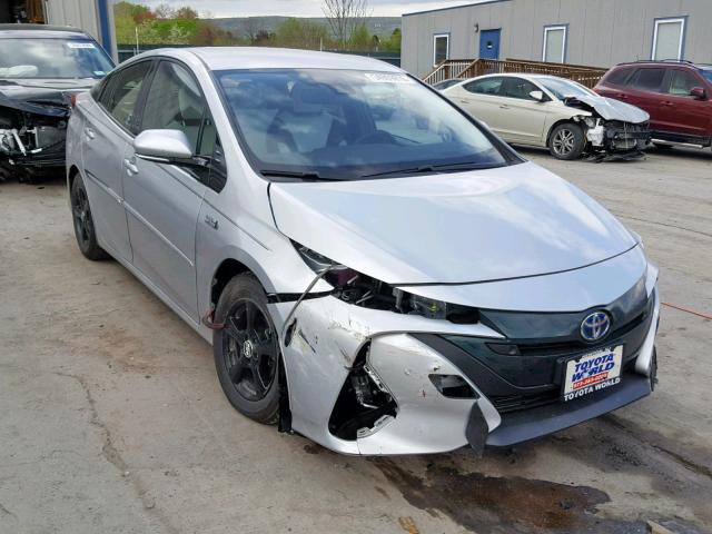 JTDKARFP5H3038638 - 2017 TOYOTA PRIUS PRIM 银色 照片 1