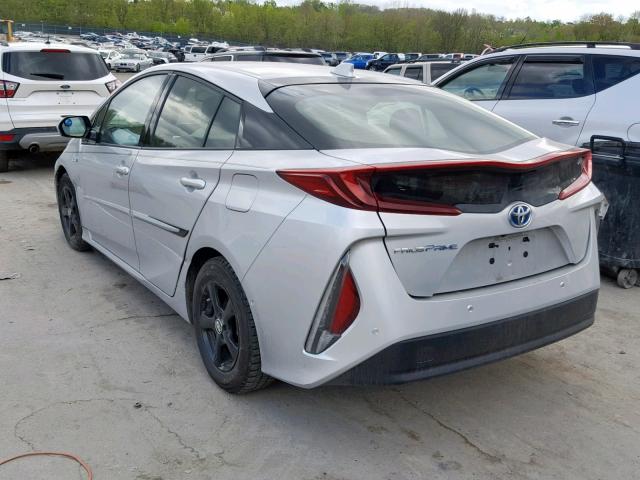 JTDKARFP5H3038638 - 2017 TOYOTA PRIUS PRIM 银色 照片 3