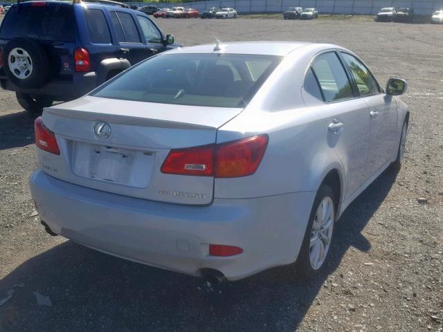 JTHCK262182021109 - 2008 LEXUS IS 250 WHITE photo 4