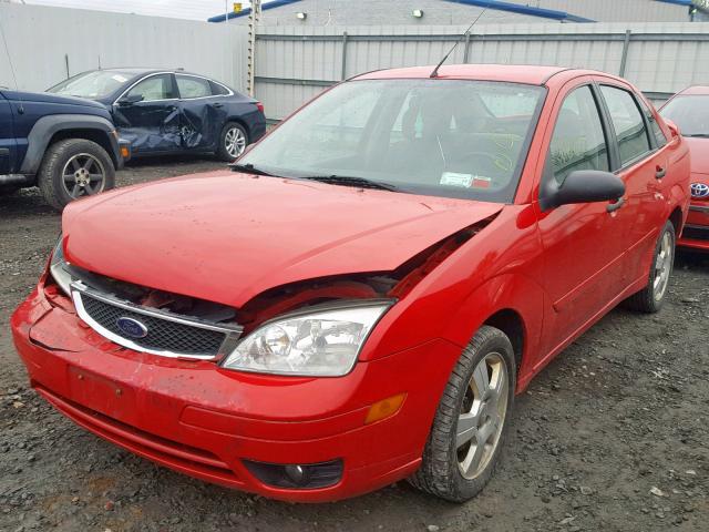 1FAFP34N67W355913 - 2007 FORD FOCUS ZX4 RED photo 2