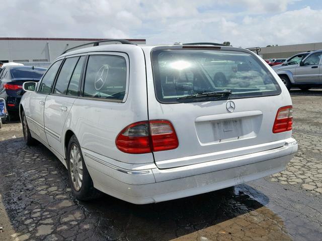 WDBJH65J0YB039185 - 2000 MERCEDES-BENZ E 320 WHITE photo 3