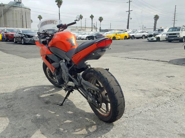 JKAEXEC18BDA80627 - 2011 KAWASAKI EX650 C 红色 照片 3