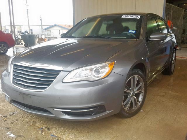 1C3CCBAB1CN318267 - 2012 CHRYSLER 200 LX GRAY photo 2