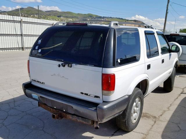 1GNDT13W5S2165281 - 1995 CHEVROLET BLAZER WHITE photo 4