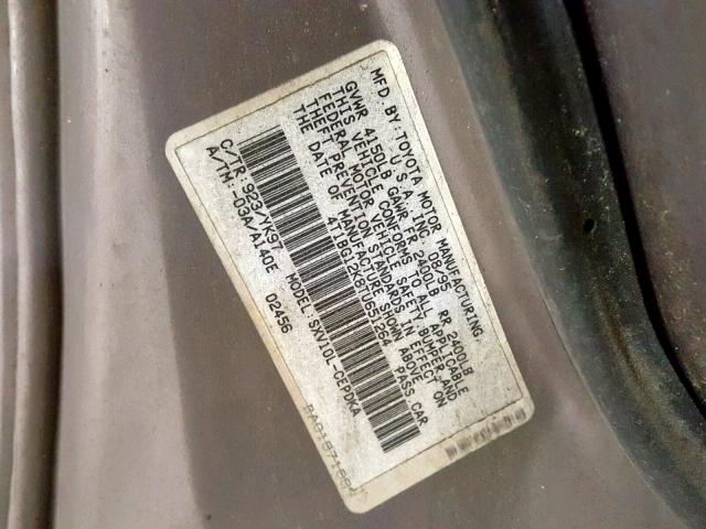 4T1BG12K8TU651264 - 1996 TOYOTA CAMRY DX SILVER photo 10