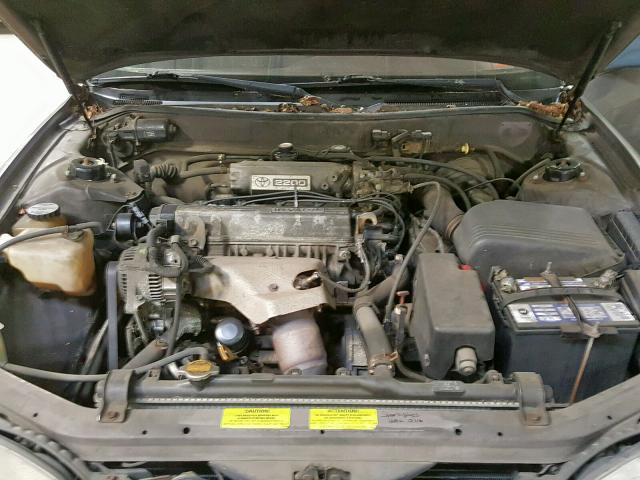 4T1BG12K8TU651264 - 1996 TOYOTA CAMRY DX SILVER photo 7