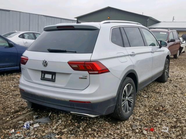 3VV2B7AX8JM082843 - 2018 VOLKSWAGEN TIGUAN SE WHITE photo 4