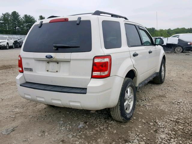 1FMCU03G39KA85987 - 2009 FORD ESCAPE XLT WHITE photo 4