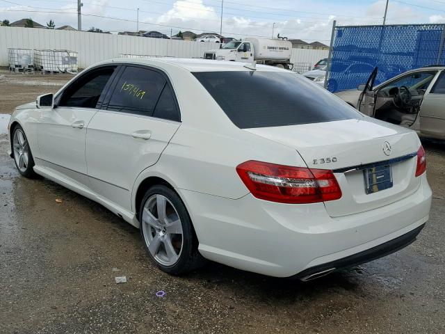 WDDHF5GB4AA097629 - 2010 MERCEDES-BENZ E 350 WHITE photo 3