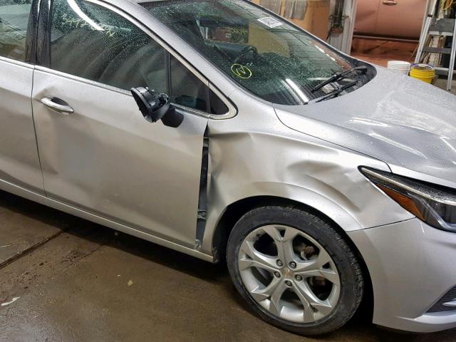 1G1BF5SM0H7268093 - 2017 CHEVROLET CRUZE PREM SILVER photo 9