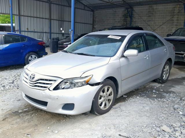 4T1BF3EK8BU734976 - 2011 TOYOTA CAMRY BASE SILVER photo 2