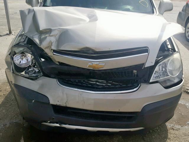 3GNAL2EK8DS579116 - 2013 CHEVROLET CAPTIVA LS 棕色 照片 9