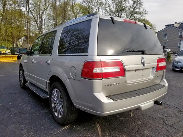 5LMFU28577LJ22771 - 2007 LINCOLN NAVIGATOR 白色 照片 4